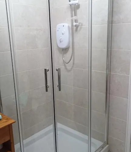 Апартаменты Esker House *